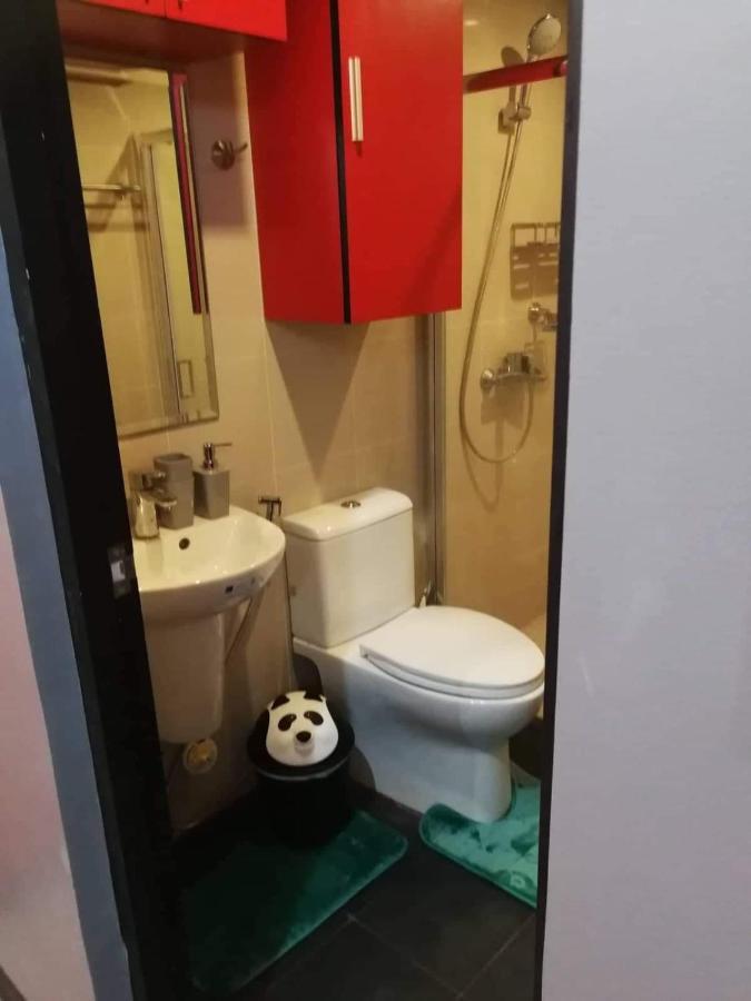 Cubao Manhattan Heights Unit 11Pq Tower B, 1Br Quezon City Buitenkant foto