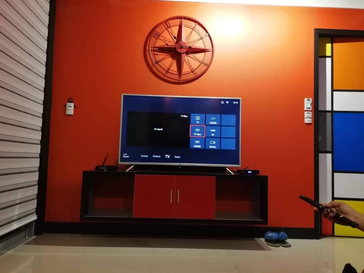 Cubao Manhattan Heights Unit 11Pq Tower B, 1Br Quezon City Buitenkant foto